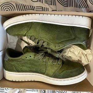 Low Top Retro Jordan 1’s